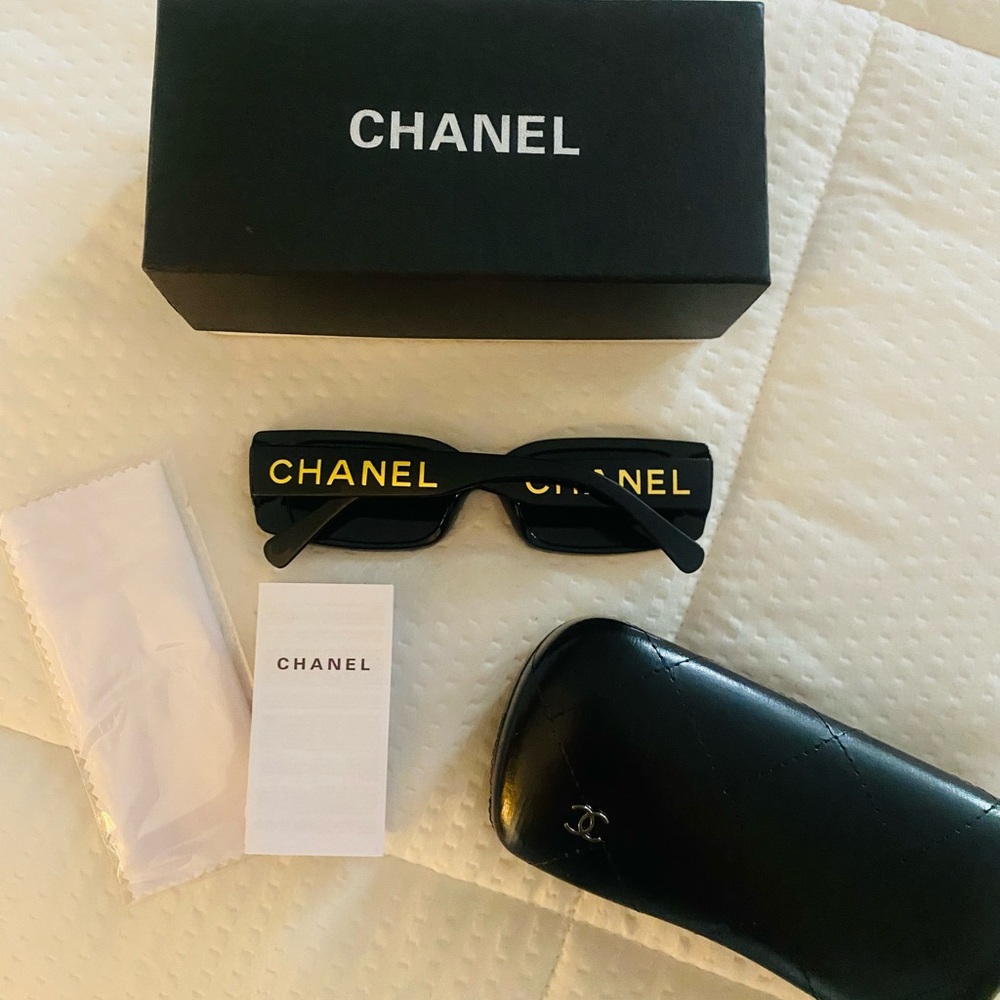 Chanel Black Sunglasses with Case